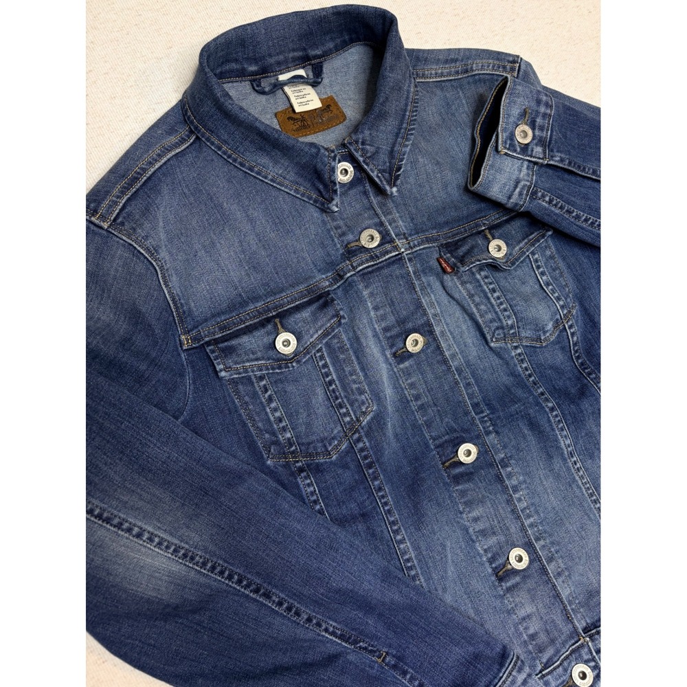 Levis Womens Trucker Denim Jacket Medium Wash Blue XL 70240-0056 Stretch